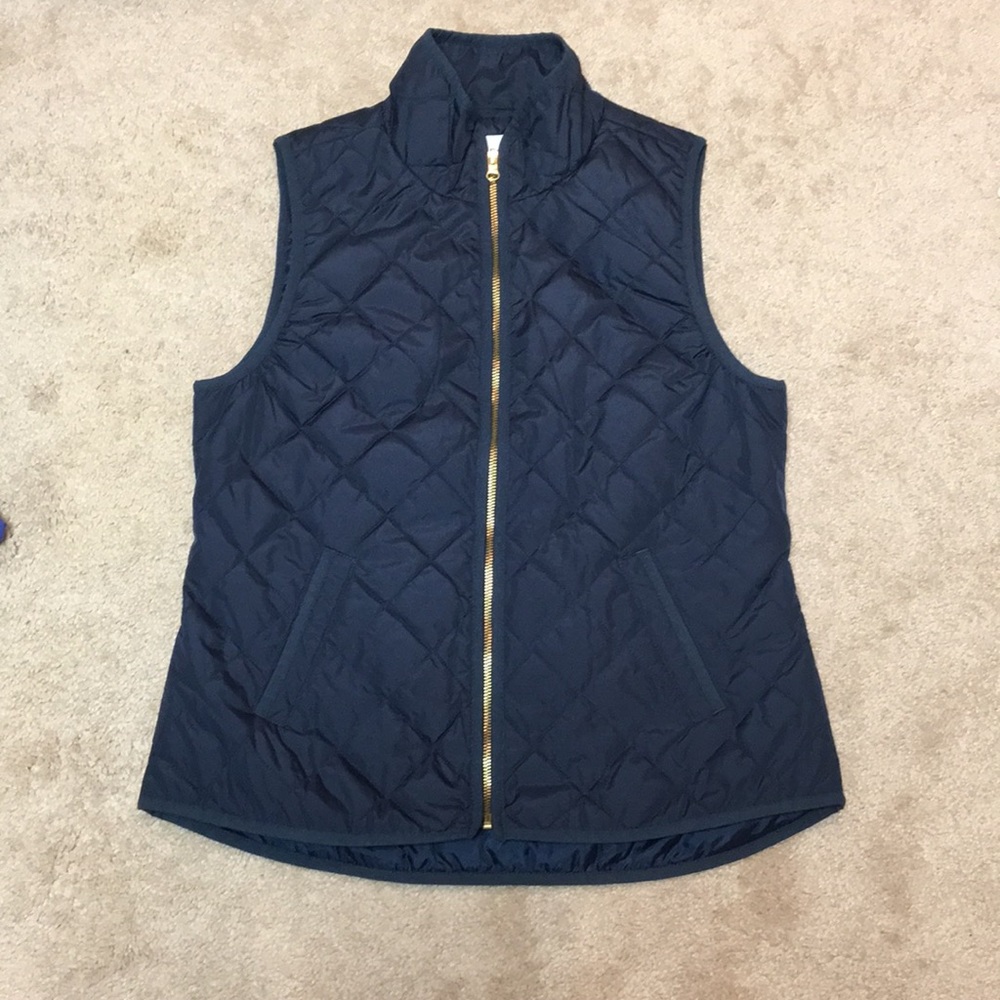 Navy lightweight quilted vest from Old Navy